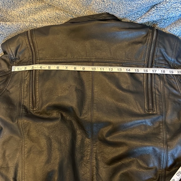Berman’s vintage leather motorcycle jacket - Picture 13 of 16